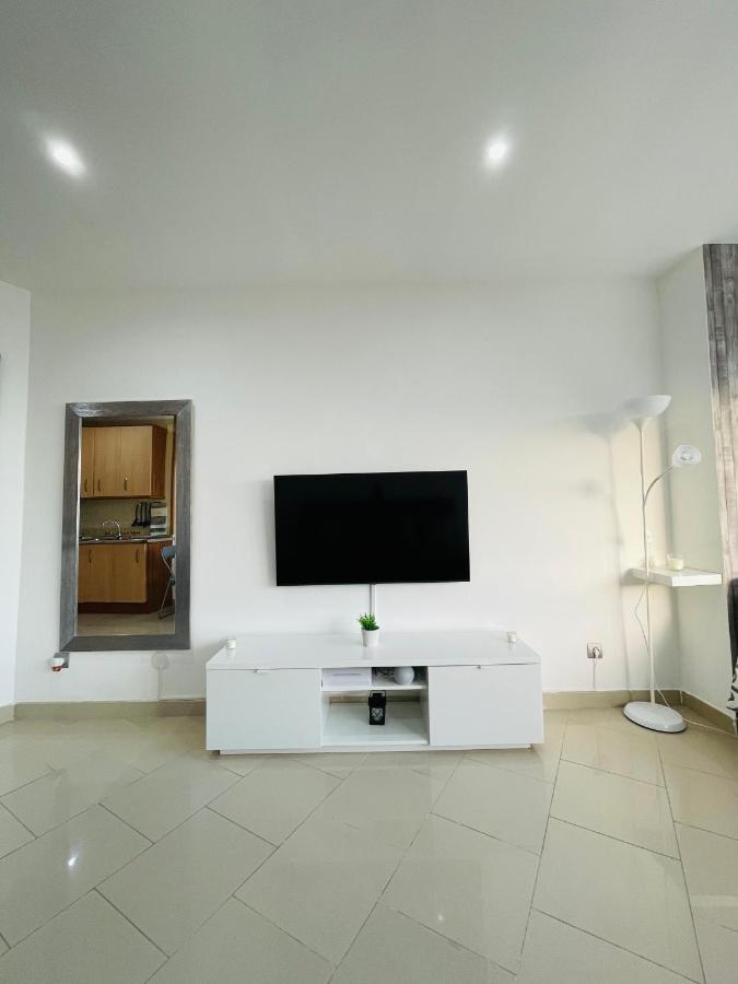 Apartamento La Torre 1337 Precioso, Moderno Y Con Piscina Torremolinos Dış mekan fotoğraf