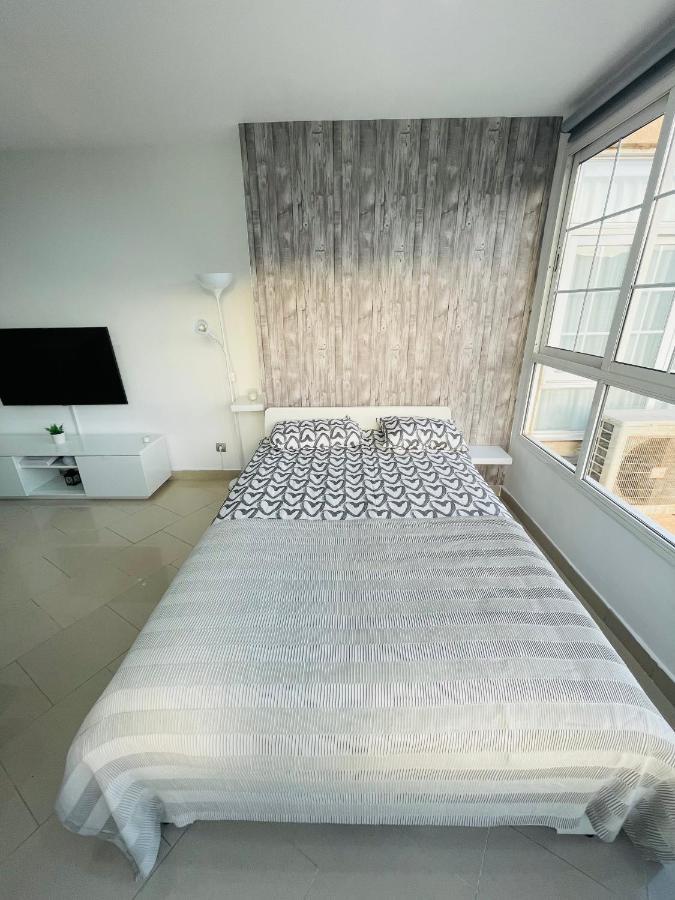 Apartamento La Torre 1337 Precioso, Moderno Y Con Piscina Torremolinos Dış mekan fotoğraf