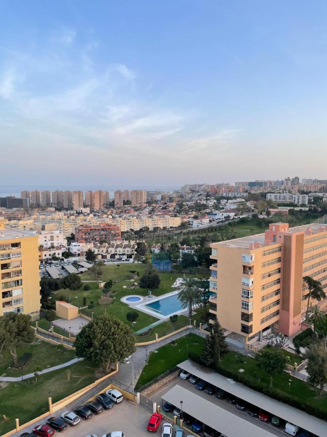 Apartamento La Torre 1337 Precioso, Moderno Y Con Piscina Torremolinos Dış mekan fotoğraf