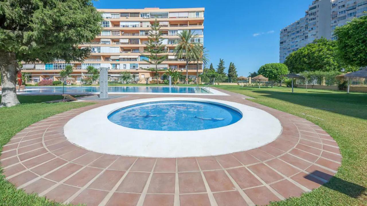 Apartamento La Torre 1337 Precioso, Moderno Y Con Piscina Torremolinos Dış mekan fotoğraf
